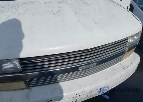 1999 Chevrolet Astro z USA, uszkodzony, nr VIN 1GNDM19W9XB157079